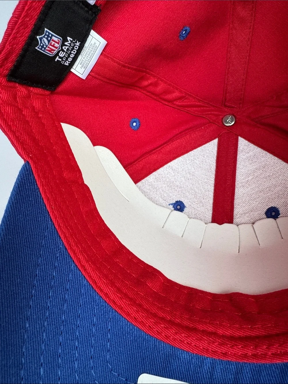 Reebok Red NY Giants Youth Embroidered Baseball Cap with Blue & White Logo NWOT